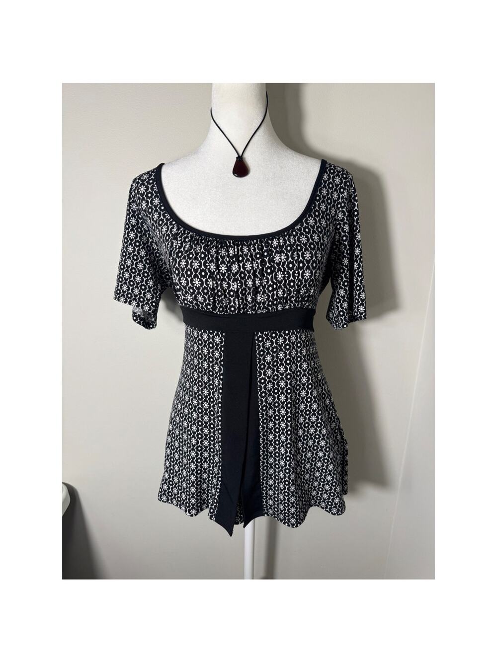 Vintage Y2K Tempted Top Short Sleeve Women's Large